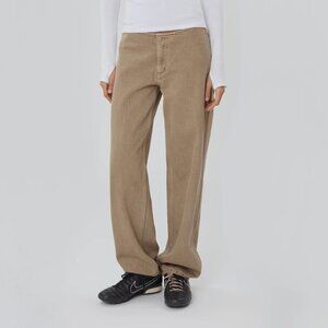 Still Here Sport Jean in Pear